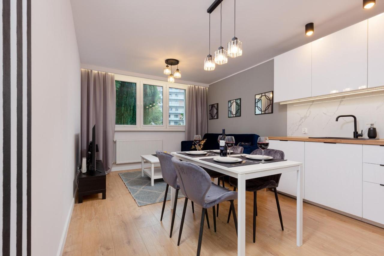 Beautiful Two-Bedroom Apartment Warsaw Bielany By Noclegi Renters Exterior foto